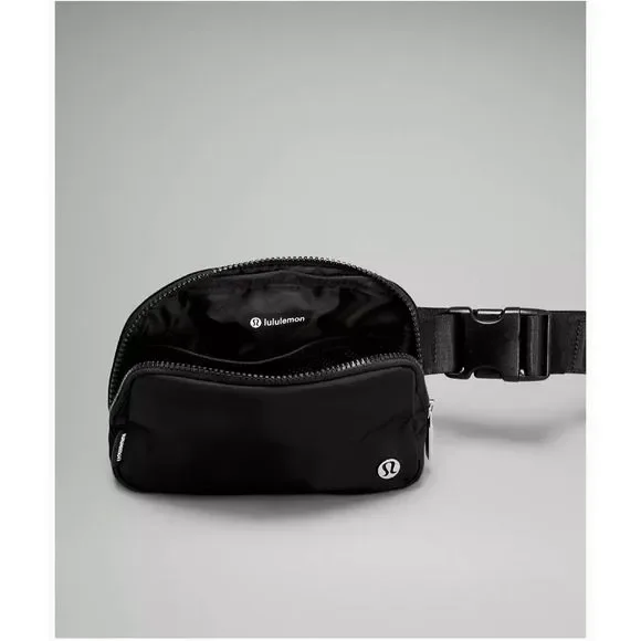 NWT Lululemon Everywhere Black Belt Bag
Sold Out Online - Picture 4 of 11